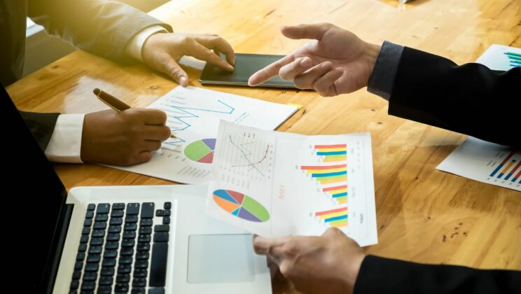 10 Best Financial Advisors in the U.S. for 2025